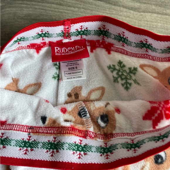 Youth Girl’s Rudolph The Red Nosed Reindeer Plush Pajama - Picture 3 of 5